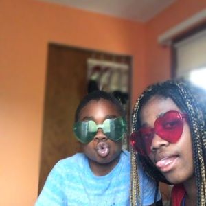 Meet your Posher, Jenise